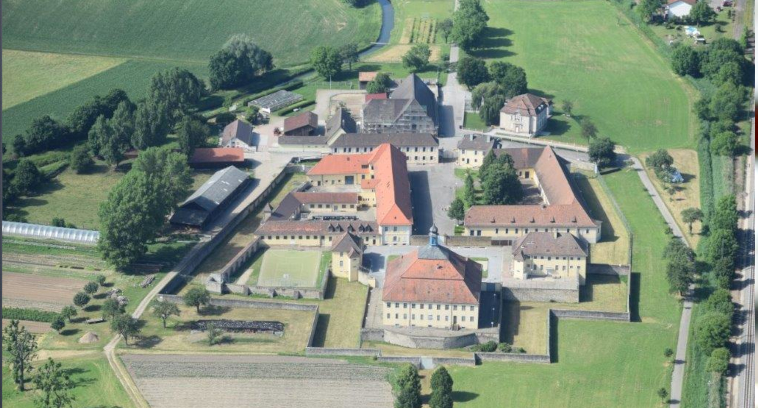 Luftbild der Außenstelle Kislau